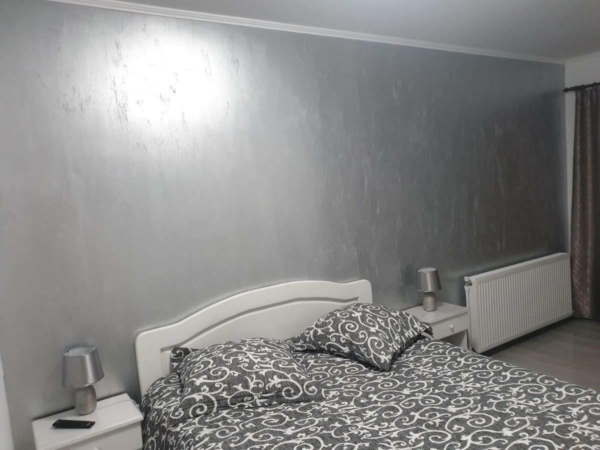 Pensiunea Gallamar Bîrlad Buitenkant foto